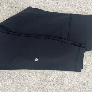 Lululemon Wunder Under 25”